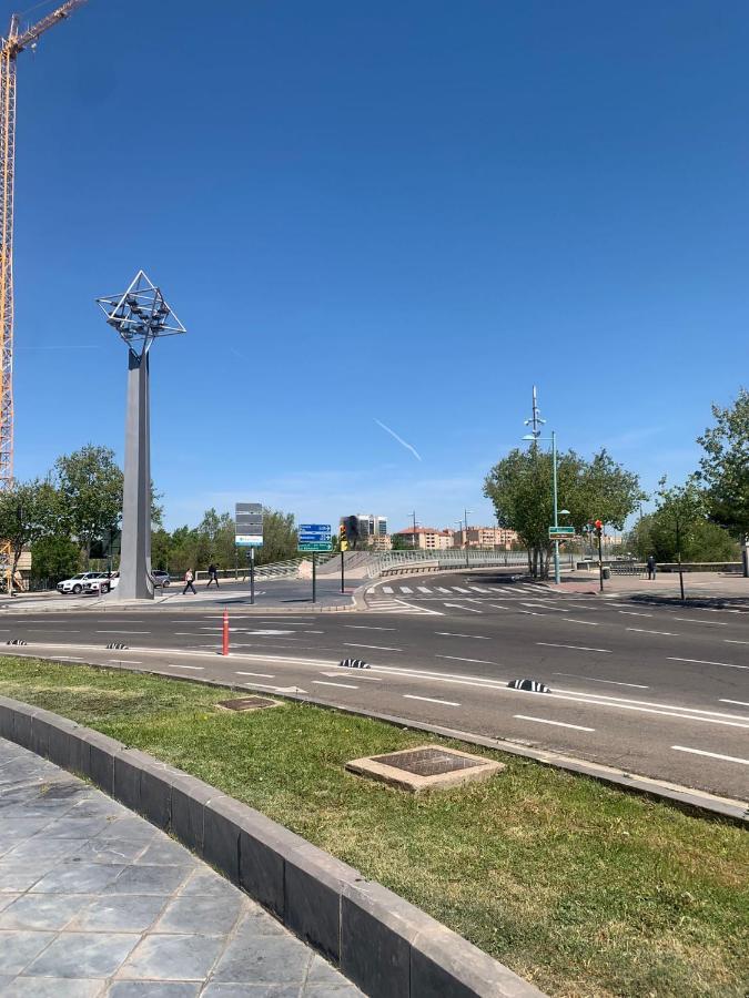 Apartamento Zaragoza Centro 2 Bagian luar foto